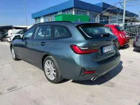 Usata BMW 320 190 CV (139 kW) 2019 Blu/azzurro Station wagon