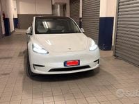 Usata Tesla Model Y 250 kW (340 CV) 2025 Bianco SUV