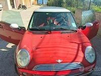 Usata Mini Cooper 116 CV (85 kW) 2002 Rosso Utilitaria