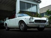 Usata Fiat 124 Spider Sport 88 CV (64 kW) 1967 Bianco Cabrio
