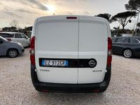 Usata Opel Combo 120 CV (88 kW) 2015 Bianco Monovolume