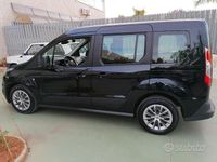 Usata Ford Tourneo Connect 95 CV (69 kW) 2015 Monovolume