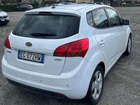Usata Kia Venga Active 90 CV (66 kW) 2011 Bianco Utilitaria