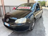 Usata VW Golf V 105 CV (77 kW) 2007 Blu Berlina