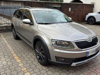 Occasion Skoda Octavia 184 ch (135 kW) 2016 Gris Break