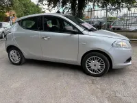 Usata Lancia Ypsilon S 80 CV (58 kW) 2016 Grigio Utilitaria