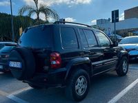 Usata Jeep Cherokee 87 CV (63 kW) 2004 Nero SUV