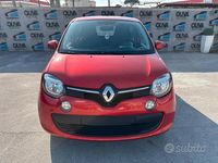 Usata Renault Twingo SE 75 CV (55 kW) 2014 Rosso Utilitaria