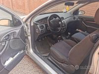 Usata Ford Focus Zetec 1999 Grigio