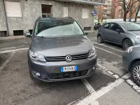 Usata VW Touran Highline 105 CV (77 kW) 2012 Grigio Monovolume
