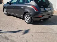 Usata Lancia Delta Silver 120 CV (88 kW) 2014 Grigio Utilitaria