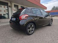 Usata Peugeot 208 Active 68 CV (50 kW) 2015 Utilitaria