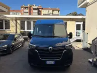 Usata Renault Master 135 CV (99 kW) 2023 Bluazzurro Monovolume