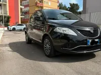Usata Lancia Ypsilon 95 CV (69 kW) 2017 Nero Utilitaria