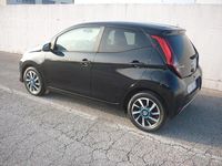 Usata Toyota Aygo Trend 72 CV (52 kW) 2019 Nero Utilitaria