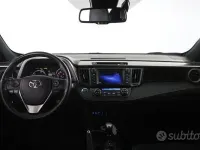 Usata Toyota RAV4 Hybrid Business Edition 155 CV (114 kW) 2017 Blu SUV