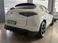 Usata Alfa Romeo Stelvio Veloce 209 CV (153 kW) 2024 Bianco SUV