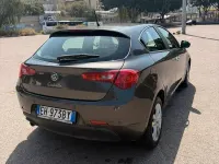 Usata Alfa Romeo Giulietta 105 CV (77 kW) 2011 Utilitaria
