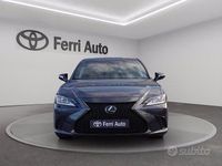 Usata Lexus ES300H 218 CV (160 kW) 2023 Grigio Berlina