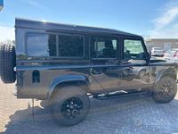 Usata Land Rover Defender 122 CV (89 kW) 2015 Nero Station wagon