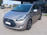 Usata Hyundai ix20 Comfort 124 CV (91 kW) 2019 Argento Utilitaria