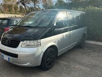 Usata VW Caravelle 102 CV (75 kW) 2007 Nero Furgone