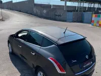Usata Lancia Delta 190 CV (139 kW) 2009 Marrone Utilitaria