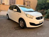 Usata Kia Venga 90 CV (66 kW) 2013 Bianco Utilitaria