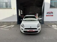 Usata Fiat Punto Young 75 CV (55 kW) 2014 Bianco Utilitaria