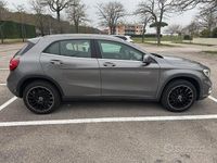 Usata Mercedes GLA200 136 CV (100 kW) 2018 Grigio SUV