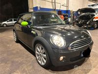 Usata Mini Cooper 75 CV (55 kW) 2010 Nero Utilitaria