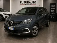 Usata Renault Captur 90 CV (66 kW) 2019 Gray SUV