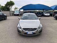 Usata Volvo V60 Momentum 136 CV (100 kW) 2013 Station wagon