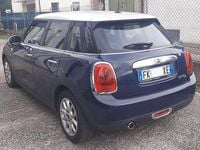 Usata Mini Cooper D 116 CV (85 kW) 2017 Blu/azzurro Utilitaria
