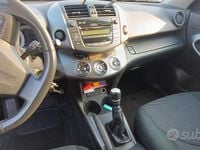 Usata Toyota RAV4 136 CV (100 kW) 2012 Grigio SUV