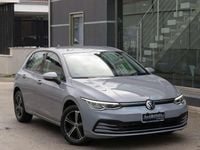 Usata VW Golf VIII Life 116 CV (85 kW) 2021 Grigio Berlina