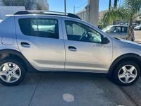 Usata Dacia Sandero Stepway 89 CV (65 kW) 2013 Grigio Berlina