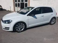 Usata VW Golf VII Highline 110 CV (80 kW) 2016 Bianco Berlina