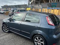 Usata Fiat Punto 77 CV (56 kW) 2009 Berlina