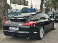 Usata Porsche Panamera 333 CV (244 kW) 2011 Nero Utilitaria