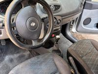 Usata Renault Clio II 58 CV (42 kW) 2006 Grigio Utilitaria