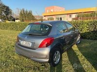 Usata Peugeot 207 88 CV (64 kW) 2010 Grigio Utilitaria