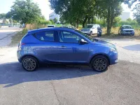 Usata Lancia Ypsilon Gold 69 CV (50 kW) 2022 Blu/azzurro Utilitaria