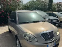 Usata Lancia Ypsilon 75 CV (55 kW) 2011 Beige Utilitaria