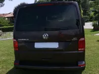 Usata VW Caravelle Comfortline 150 CV (110 kW) 2017 Marrone Furgone