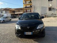 Usata Lancia Ypsilon 69 CV (50 kW) 2017 Nero Utilitaria
