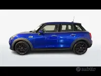 Usata Mini ONE 75 CV (55 kW) 2020 Blu scuro Utilitaria