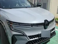 Usata Renault Megane E-Tech 55 kW (75 CV) 2022 Grigio Berlina