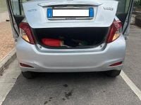 Usata Toyota Yaris 69 CV (50 kW) 2013 Grigio Utilitaria