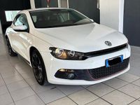 Begagnad VW Scirocco 140 HK (102 kW) 2011 Vit Sportkupé